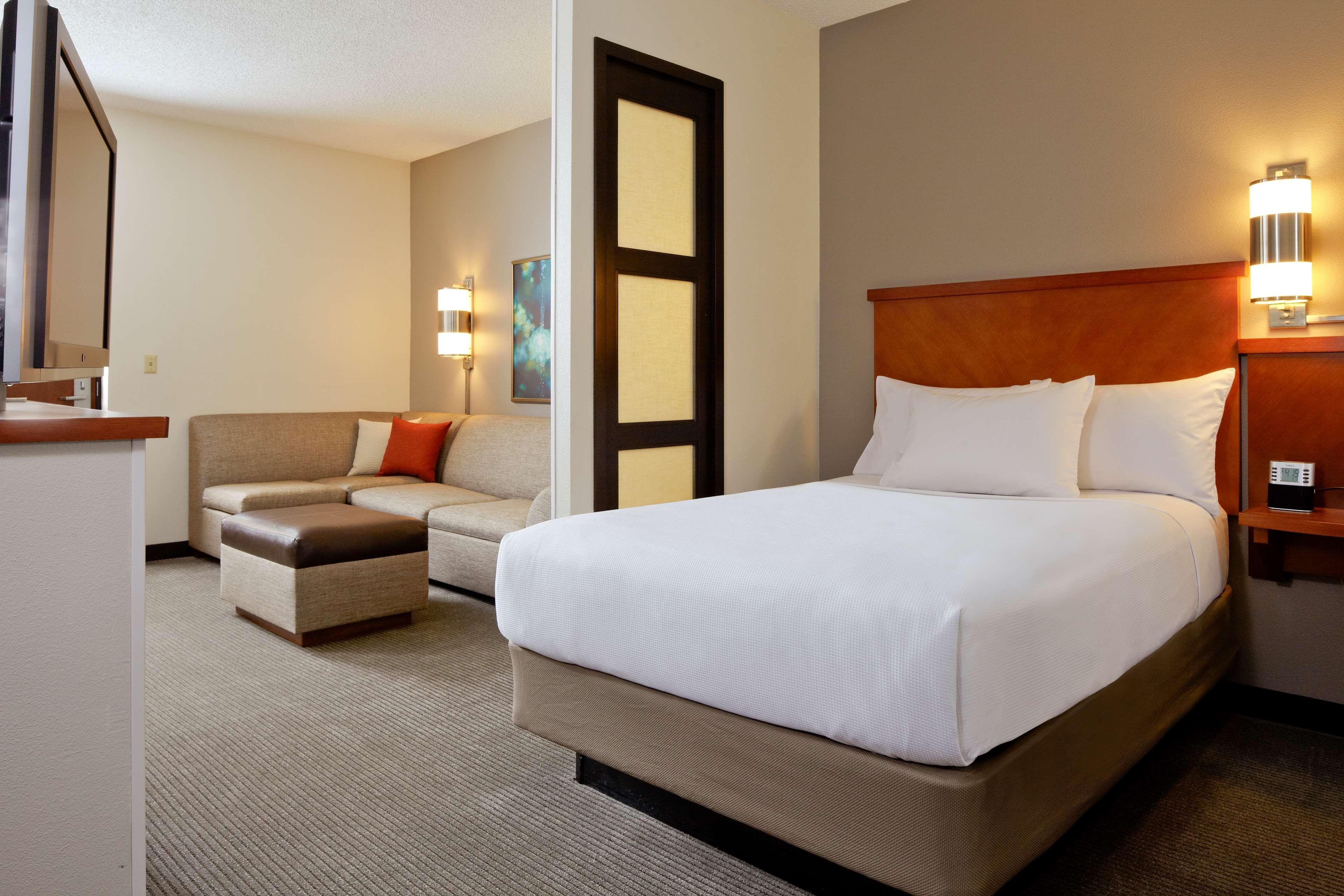 Sonesta Select Tucson Airport Hotel Bagian luar foto